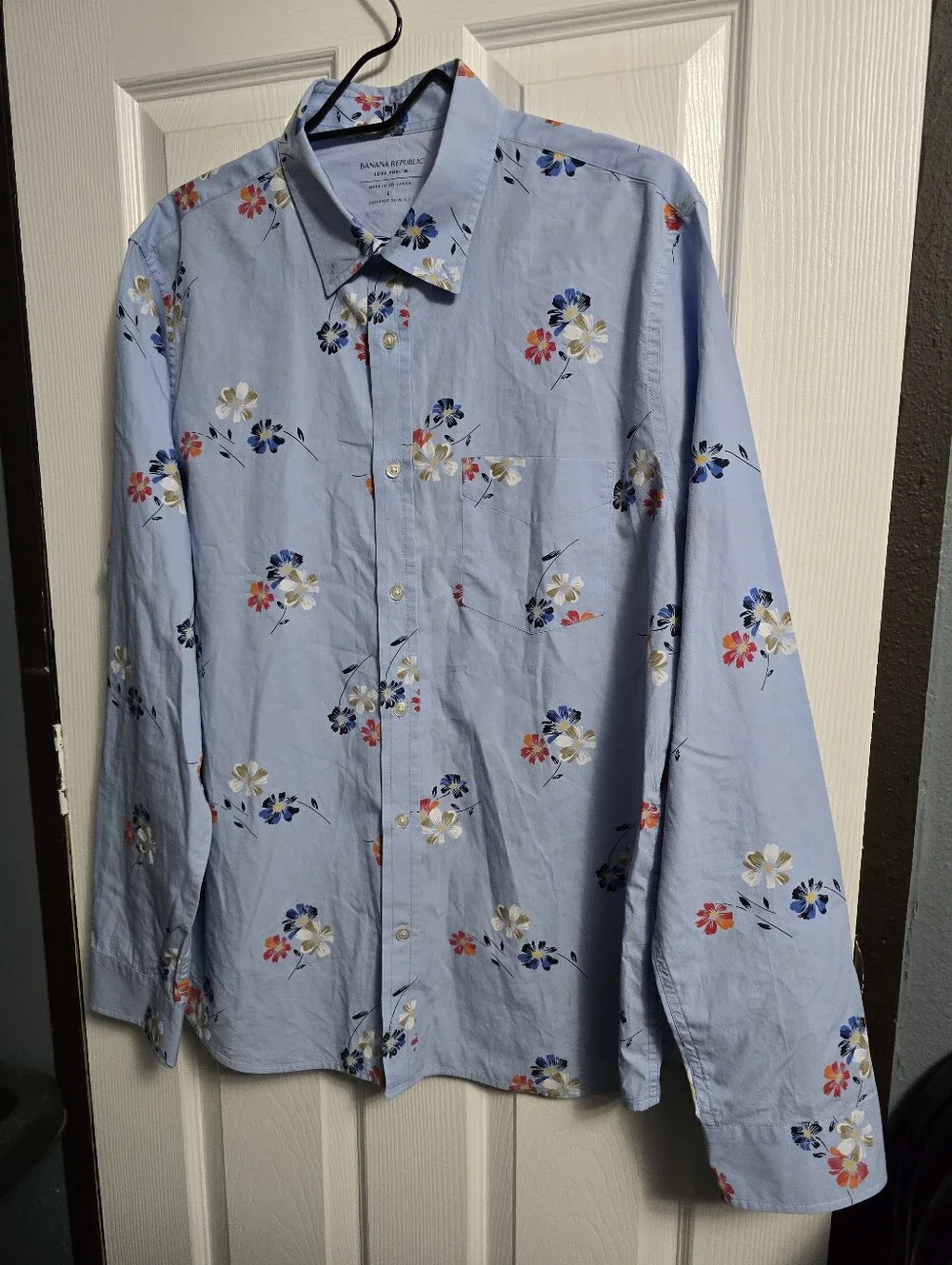 Banana Republic Light Blue Floral Button-Down Shirt